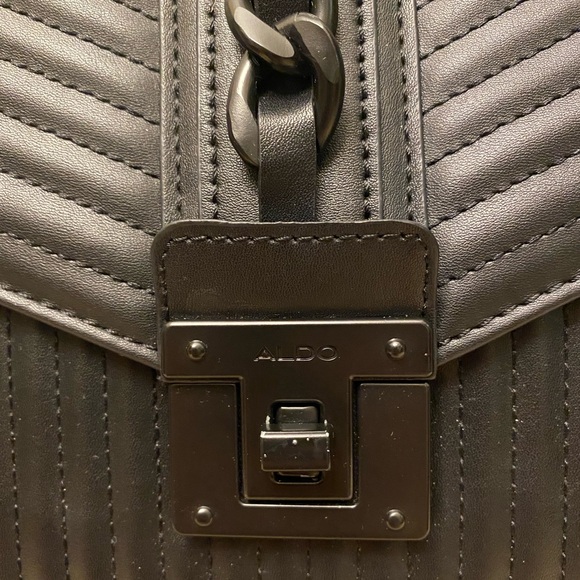 NWOT Aldo Black Quilted Handbag Crossbody Bag with Pom Pom Accessory - Picture 6 of 8